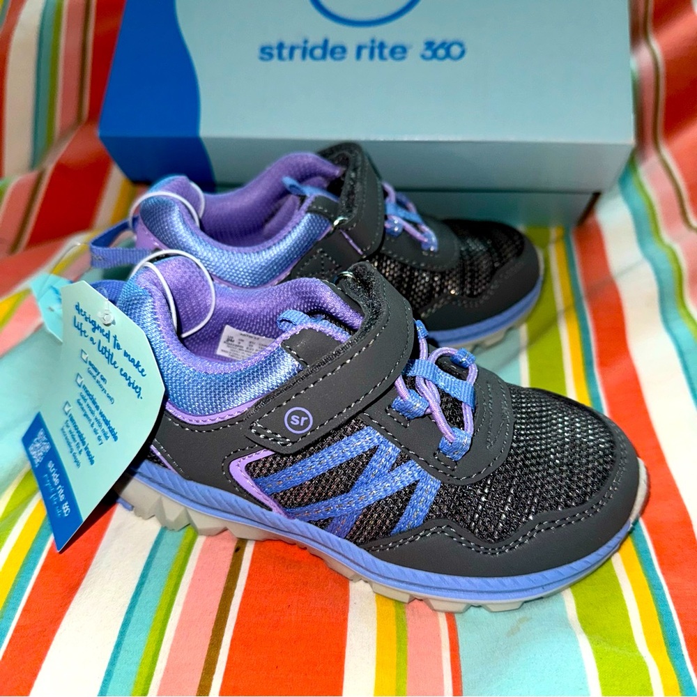 Kid’s Stride Rite Artin 3.0 unisex sneaker NWT  Quality, Durability, Style